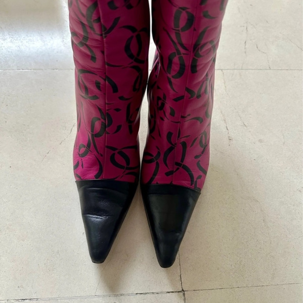 Vintage Chanel boots - Picture 8 of 8